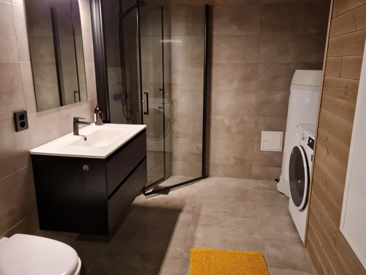 Rorbu Ved Sjoen Villa Bud Bagian luar foto