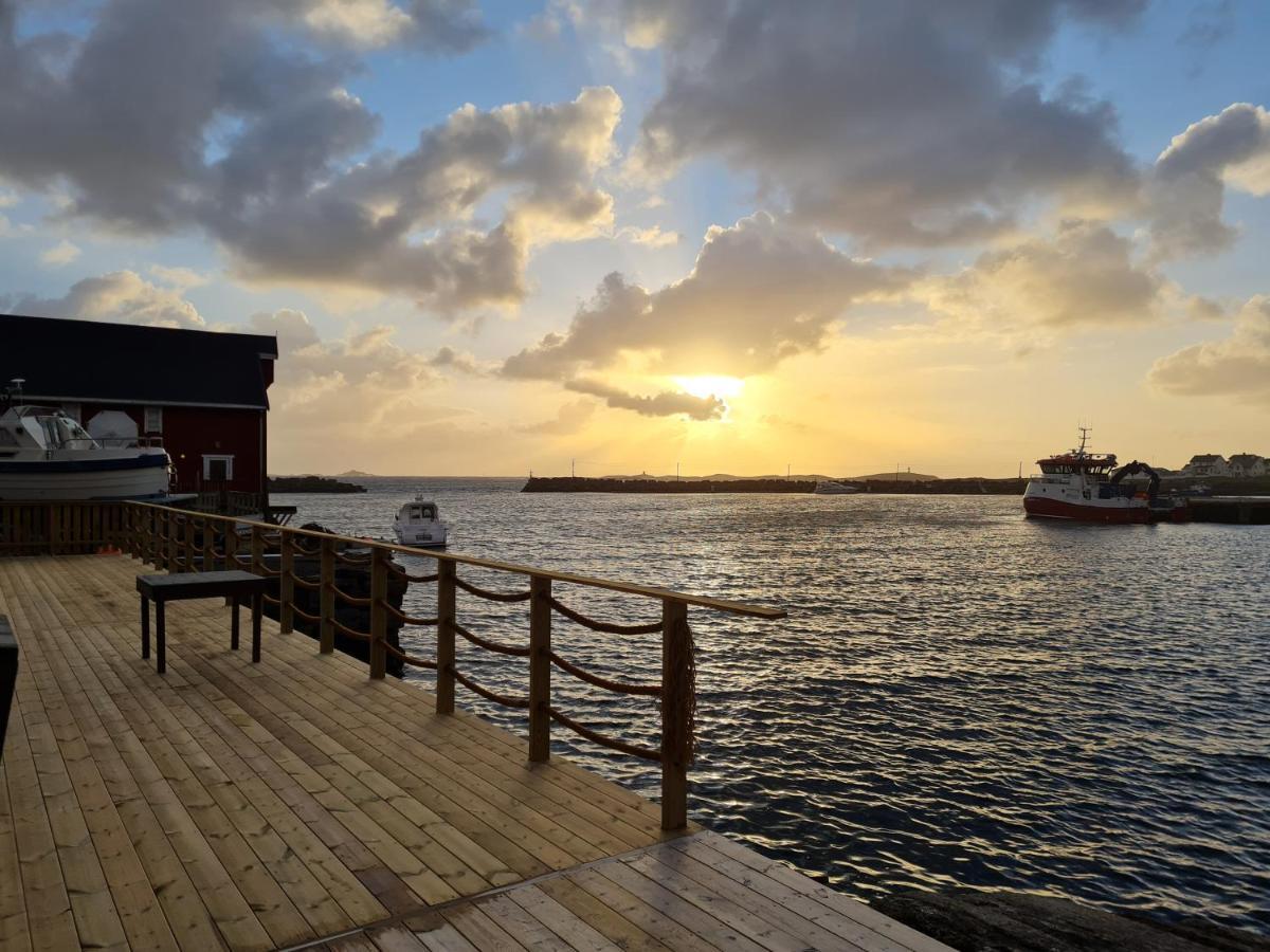 Rorbu Ved Sjoen Villa Bud Bagian luar foto